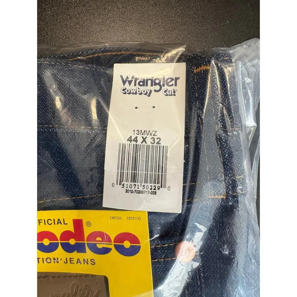 NWT Wrangler Mens Dark Wash Cowboy Cut Original Fit Jeans Size 44x32 Rigid 13MWZ